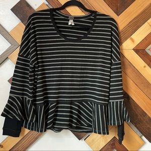 We the Free Round About Tee size XS